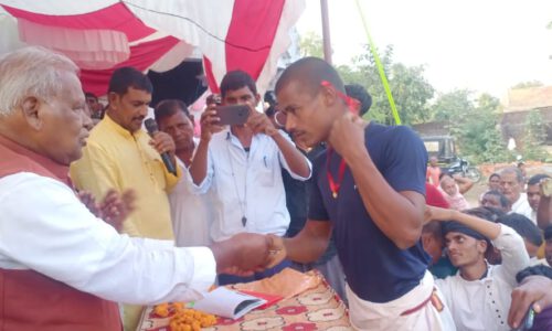 गुरपा को  राष्ट्रीय पर्यटन स्थल का दर्जा के लिए हर संभव प्रयास करूंगा जीतन राम मांझी