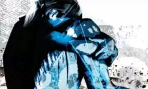 बच्चे के लिए लड़की खरीदी, 16 महीने रखा कैद, डिलीवरी होने के बाद बीमार हालत में फेंका ।