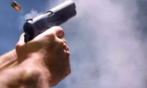 कटिहार में बेखौफ अपराधियों ने टाइगर मोबाइल के जवान से की मारपीट सर्विस रिवाल्वर भी लूटा ।