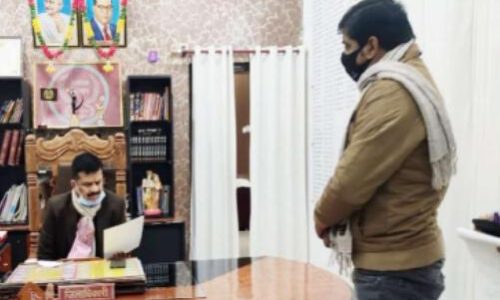 चुनावी ड्यूटी में आ रही कठिनाइयों को लेकर डीएम से मिले राष्ट्रीय शैक्षिक महासंघ के पदाधिकारी