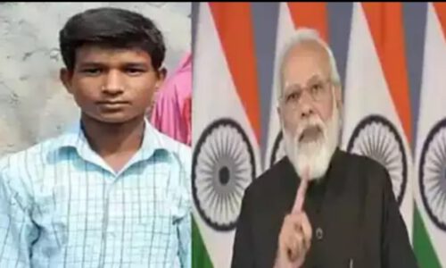 बिहार के धीरज ने मगरमच्छ से भिड़कर भाई को बचाया ।