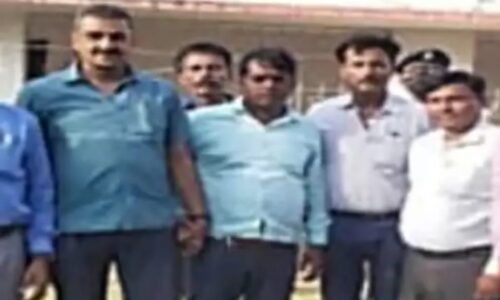 गया में निगरानी विभाग ने आवास सहायक को15 हजार रुपए घूस लेते किया गिरफ्तार