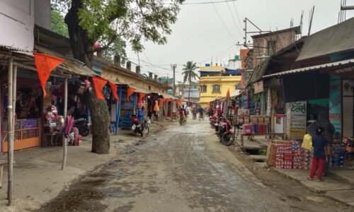 बारसोई में रामनवमी शोभा यात्रा की तैयारी पूरे, भगवा झंडों से सजने लगा है नपं।