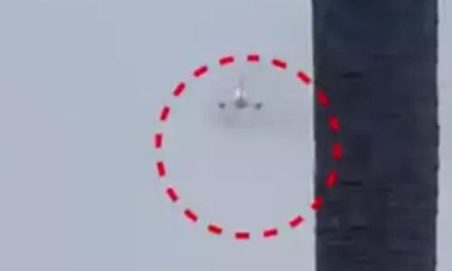 पटना में spicejet के विमान में आग लगने से कराई इमरजेंसी लैंडिंग