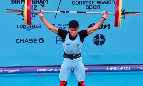 CWG 2022 में संकेत ने देश की झोली में डाला पहला मेडल, ‘वेटलिफ्टिंग’ में किया कमाल