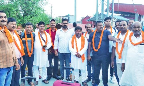 भोले की जयघोष संग बाबा अमरनाथ यात्रा को श्रद्धालुओं का जत्था रवाना ।