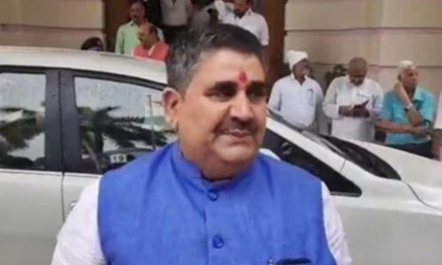Bihar: ट्रांसफर-पोस्टिंग पर नीतीश की रोक से उखड़े भाजापाई मंत्री, कहा-‘पद किसी की बपौती नहीं है’
