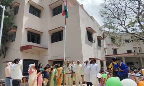 बारसोई में हर्षोल्लास से मनाया 76वां स्वतंत्रता दिवस ।
