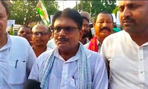 प्राणपुर में जदयू द्वारा सतर्कता एवं जागरूकता मार्च निकाला गया।