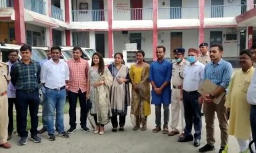 प्रशिक्षण प्राप्त करने आए छः प्रशिक्षु आईएएस एवं आईपीएस को एसडीओ शुभकामनाओं के साथ दी विदाई