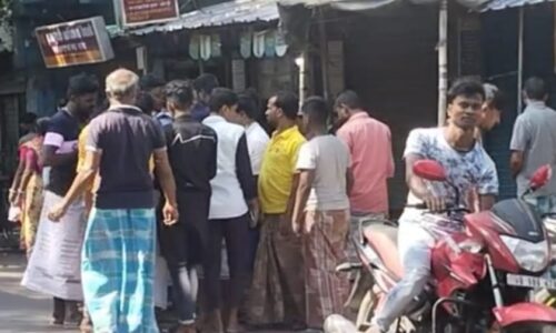 বেপরোয়া লরি ও বাইকের মুখোমুখি সংঘর্ষে মৃত 2, ঘটনাটি ঘটেছে চাকদাহ হাসুড়ি পোস্ট অফিসের সামনে