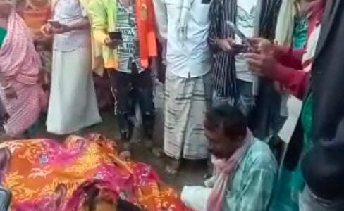 कार मोटरसाइकिल के सीधे टक्कर में चौकीदार की गई जान, एक व्यक्ति गंभीर रूप से घायल