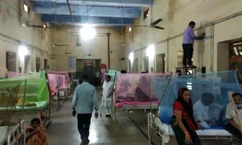 मुख्य चिकित्सा अधिकारी ने जनता से की अपील सावधानी बरतने की दी सलाह ।