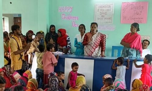 মহিলা সভানেত্রী  উদ্যোগে শিশু দিবস উপলক্ষে বাসুল ডাঙ্গায়  শিশুদের মধ্যে উপহার দেওয়া ও সচেতন মূলক কর্মসূচির আয়োজন হয় ।
