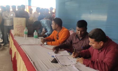 जनता दल यू के प्रखंड अध्यक्ष का चुनाव गहमागहमी के बीच स्थगित ।