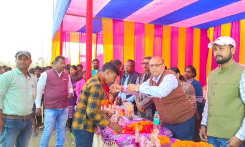 प्रखंड स्तरीय तरंग प्रतियोगिता में बच्चों ने दिखाई प्रतिभा