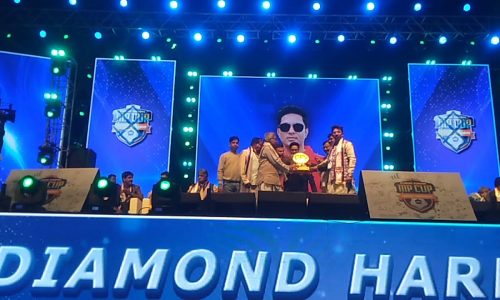 সাংসদ অভিষেক বন্দ্যোপাধ্যায়ের হাত দিয়ে ২০২২এমপি কাপের শুভ সূচনা হয় ডায়মন্ড হারবার sdo গ্রাউন্ডে উপস্থিত সঙ্গীত শিল্পী হানি সিং