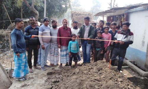 नाला निर्माण कार्य का मुखिया ने रखा आधारशिला