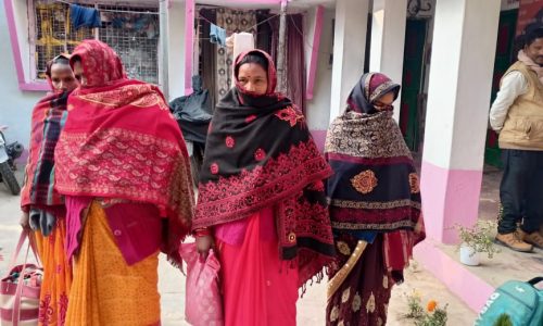 चार महिला शराब तस्कर को रोशना ओपी पुलिस ने गिरफ्तार कर जेल।