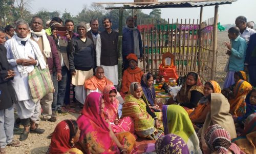 संतमत सत्संग को लेकर मदनसाही गांव में किया गया भूमि पूजन ग्रामीणों में उत्साह