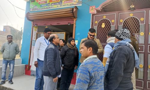 डीएम उदयन मिश्रा‌ ने जाति आधारित जनगणना कार्य का निरीक्षण कर दिए कई निर्देश ।