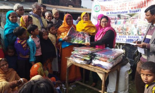 समाज में  एक दूसरे का सहयोग ही मानवता है — तनुजा राशिद  ।