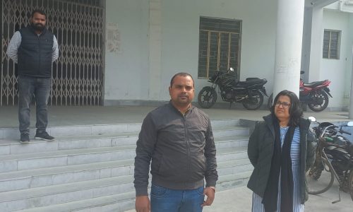 डीपीआरओ ने कदवा प्रखंड मुख्यालय पहुँच की कई योजनाओं की जाँच