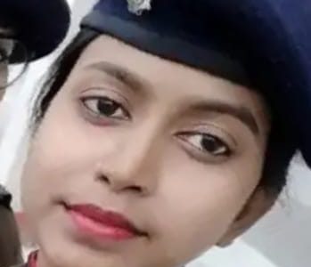 पुलिस सिपाही के गोलिकाडं पर लोगों में आक्रोश ।