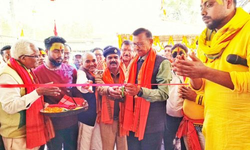 सार्वजनिक शिव मंदिर में हुई प्राणप्रतिष्ठा, शिवलिंग स्थापित ।