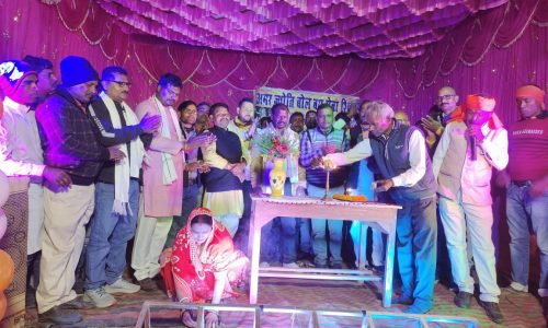 एक दिवसीय भक्ति जागरण कार्यक्रम का हुआ आयोजन, पूरी रात झूमे श्रद्धालु ।