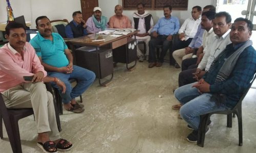 पूर्णिया में रैली को लेकर मनिहारी के स्थानीय विधायक के साथ बैठक हुई ।