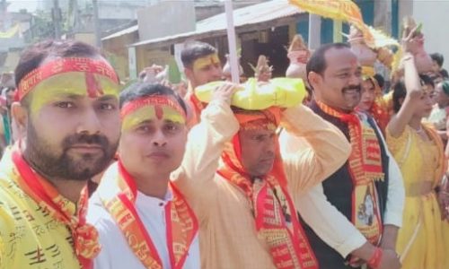 सोनैली में कलश यात्रा के साथ शिवपुराण कथा का हुआ शुभारंभ ।