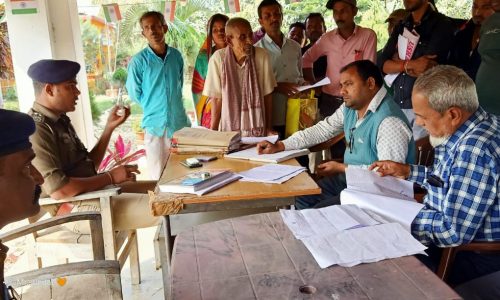 जनता दरबार में एक मामले का हुआ निष्पादन।