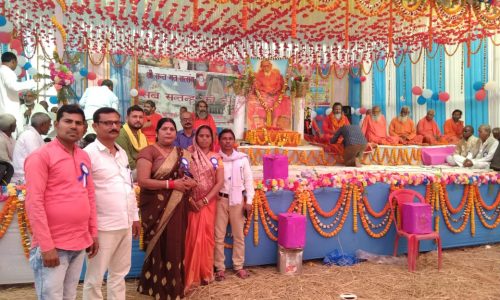 मानव जीवन को सुखद बनाने के लिए सत्संग सुनना जरूरी —  नीलू देवी ।
