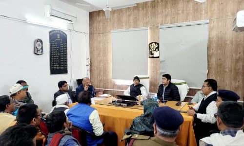 दियरा फसल कटाई को लेकर दोनों पक्षों की हुई बैठक ।