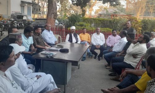 थाना परिसर में होली को लेकर शांति समिति की हुई बैठक ।