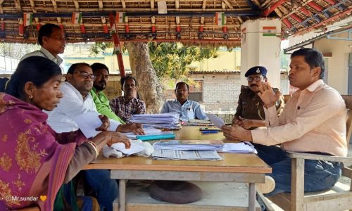 जनता दरबार में 5 दर्ज मामले में तीन का हुआ निष्पादन।