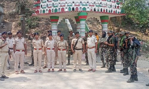 रामनवमी के पुर्व सन्ध्या प्रसाधन ने किया फ्लेग मार्च।