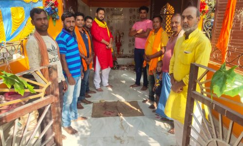 रामनवमी के अवसर पर हुई पूजा-अर्चना ।