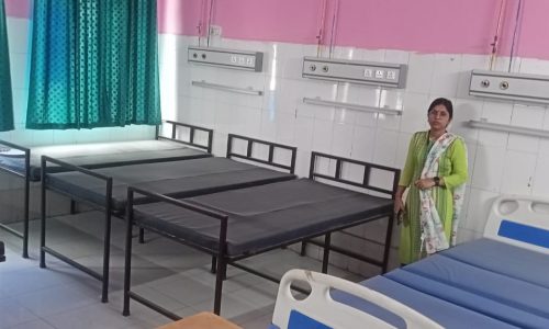 अनुमंडल अस्पताल में कुपोषण पुनर्वास केंद्र की तैयारी जोरों पर ।