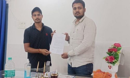 नाला ऊड़ाही की मांग सौंपा ज्ञापन।