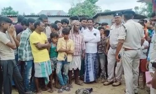 मोबाइल चोरी के आरोपी को पीट पीटकर मार डाला।