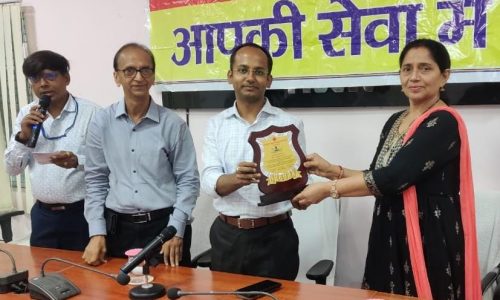 डॉक्टर्स दिवस पर रेडक्रोस ने डॉक्टर्स सम्मान समारोह का किया आयोजन।