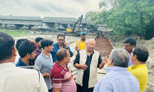स्ट्रोम वाटर ड्रेनेज सिस्टम का पूर्व उपमुख्यमंत्री ने किया निरीक्षण