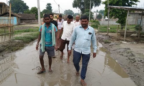 जल जमाव की समस्या से जनता है परेशान