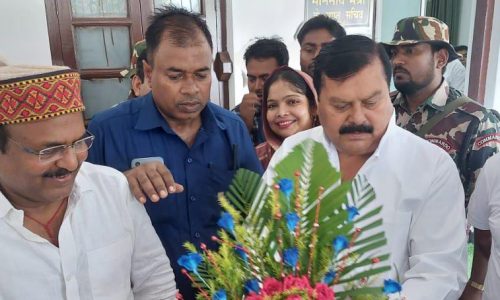 सहकारिता मंत्री सह जिला प्रभारी मंत्री से मिले कांग्रेस प्रतिनिधिमंडल ।