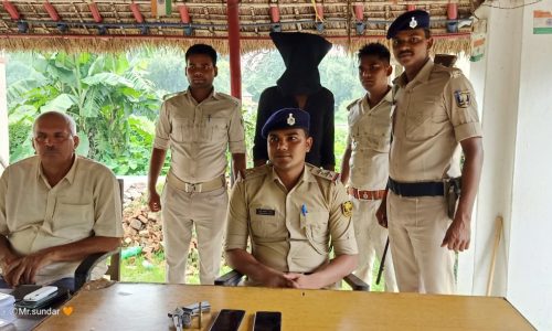 देसी कट्टा एवं कारतूस के साथ एक युवक गिरफ्तार