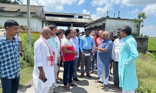 शवदाह गृह के निर्माण स्थल का पूर्व उपमुख्यमंत्री ने किया निरीक्षण ।