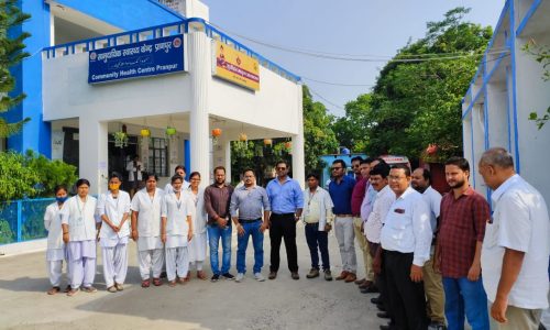 कायाकल्प की पियर एसेसमेंट टीम ने अस्पतालों का किया निरीक्षण