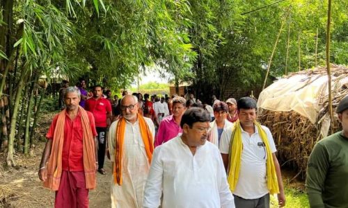 वार्ड सदस्य की मृत्यु पर विधान पार्षद ने किया दुख व्यक्त  ।